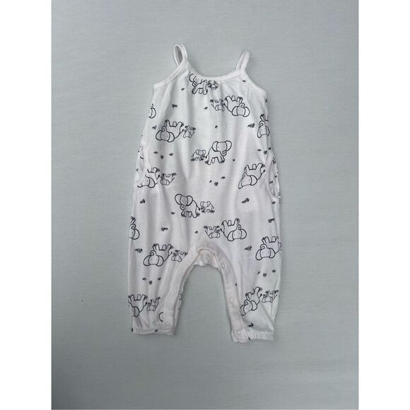 Old Navy Baby Elephant print Baby romper size 3-6 months - Picture 1 of 4